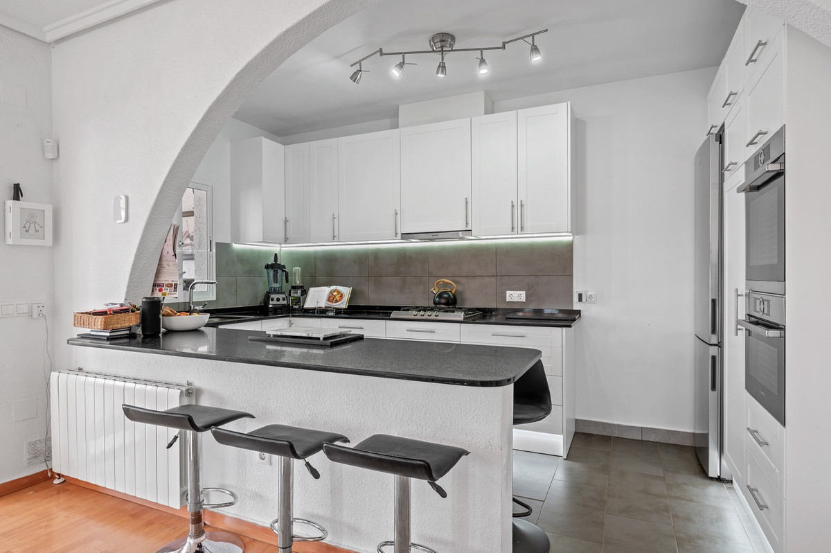 For sale - 3 Bedroom 3 Bathroom House - Detached Villa in Rojales - Rojales Centro  - Alicante