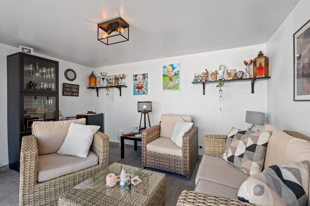 For sale - 3 Bedroom 3 Bathroom House - Detached Villa in Rojales - Rojales Centro  - Alicante