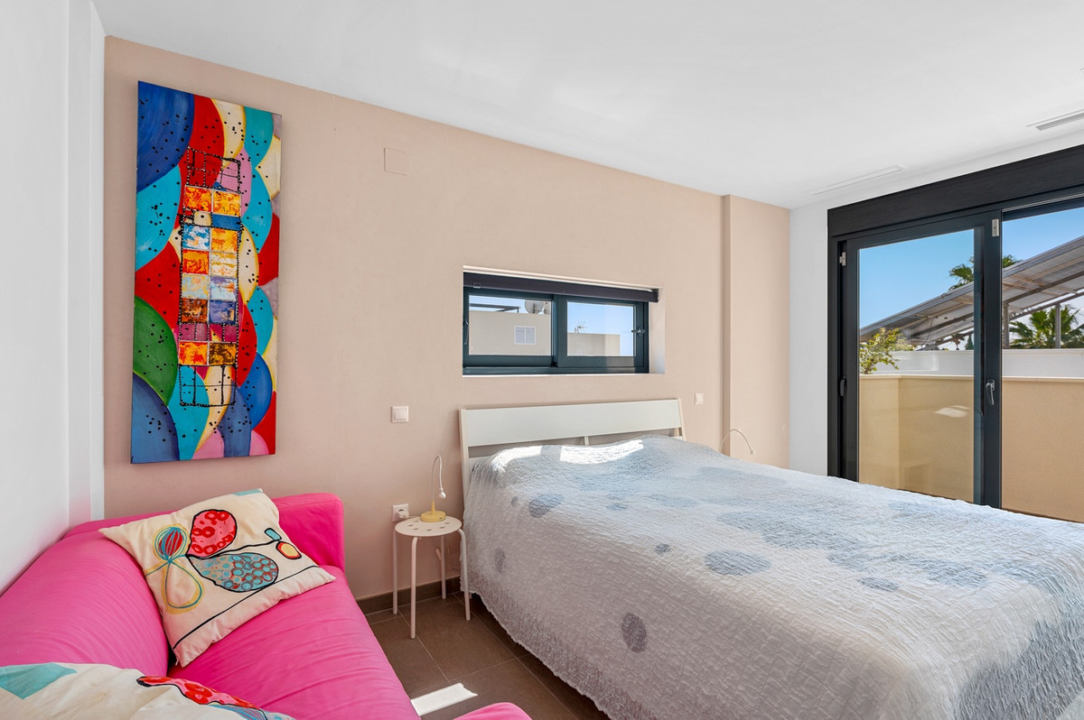 For sale - 2 Bedroom 2 Bathroom House - Detached Villa in Rojales - Ciudad Quesada  - Alicante