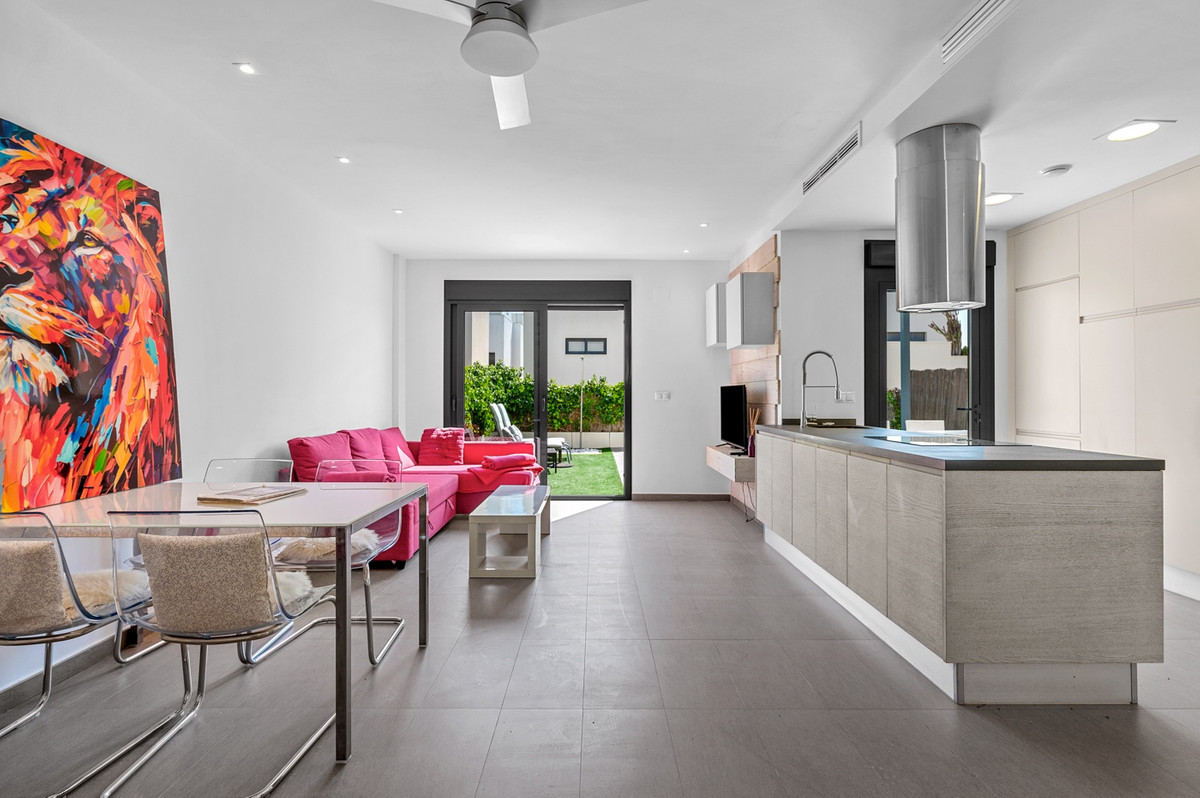 For sale - 2 Bedroom 2 Bathroom House - Detached Villa in Rojales - Ciudad Quesada  - Alicante