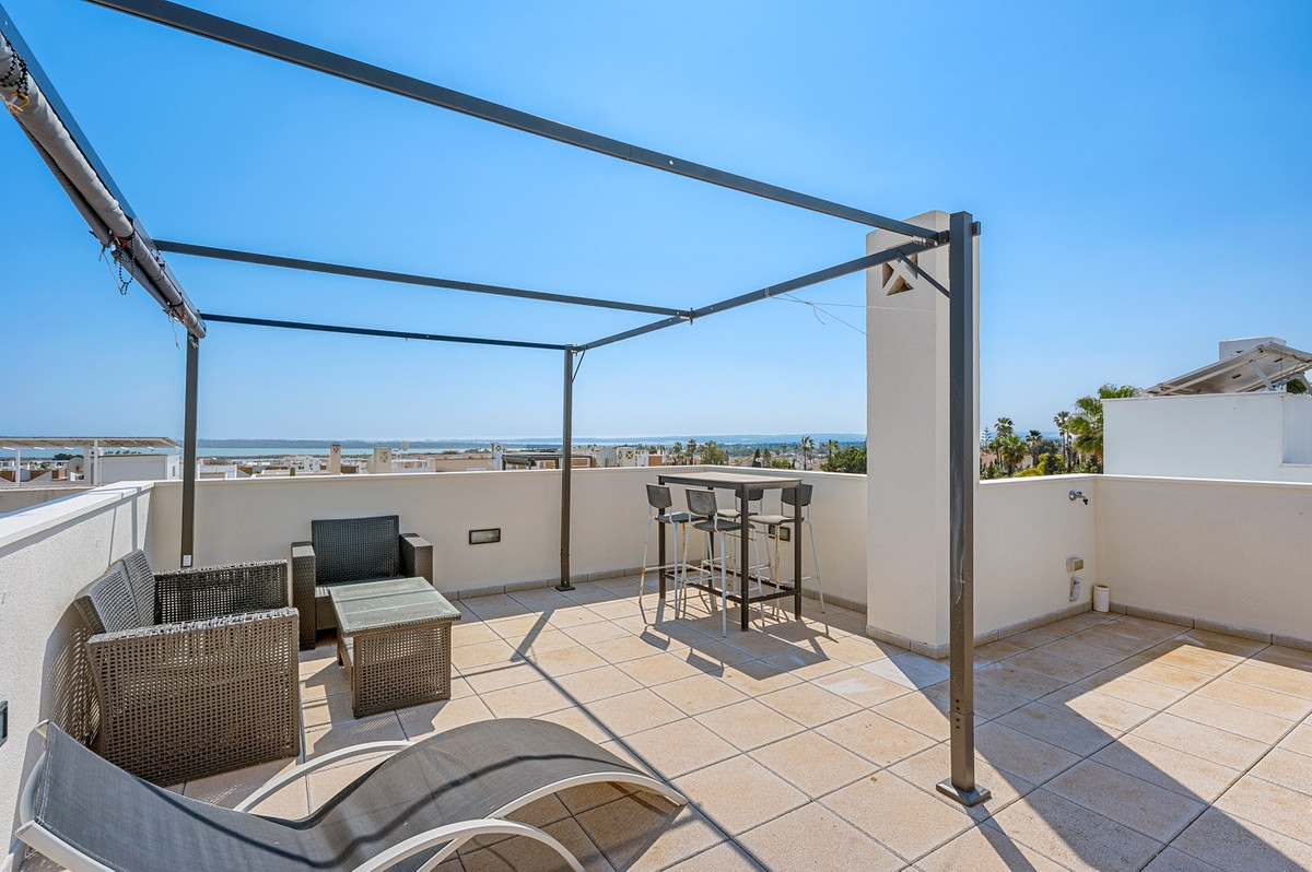 For sale - 2 Bedroom 2 Bathroom House - Detached Villa in Rojales - Ciudad Quesada  - Alicante