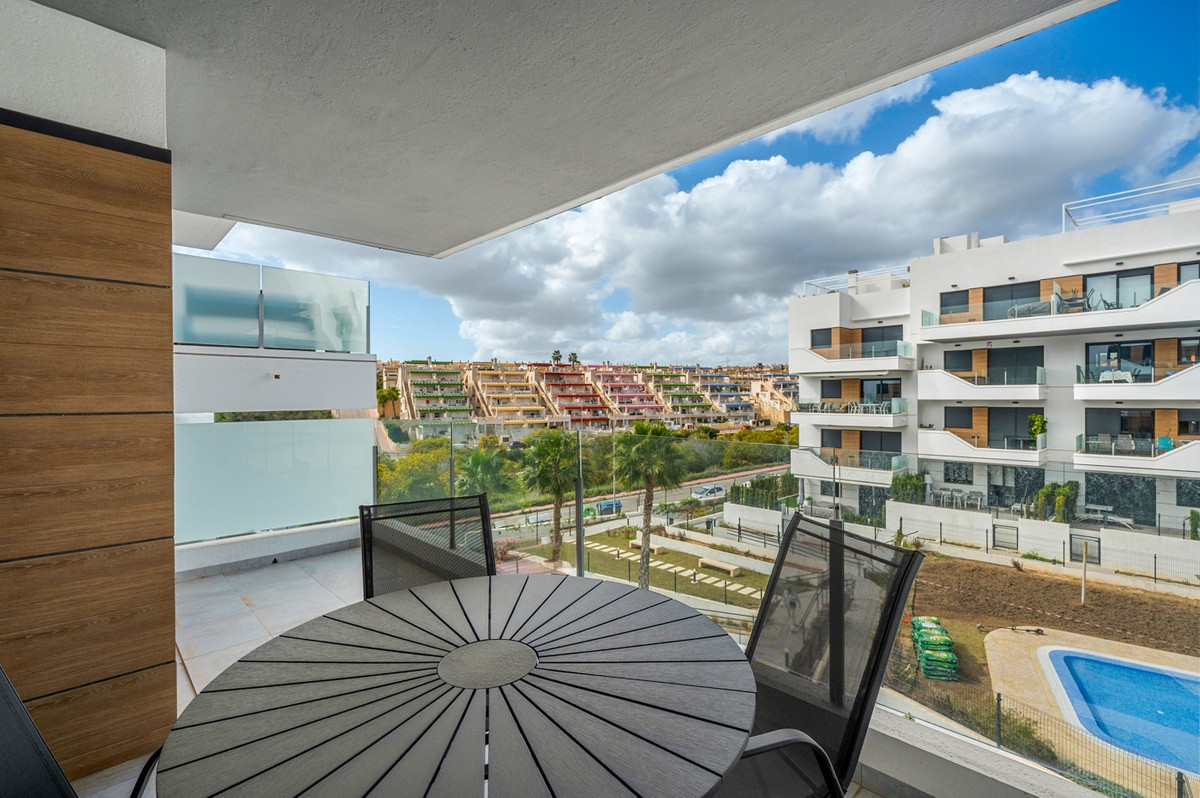 For sale - 2 Bedroom 2 Bathroom Apartment - Middle Floor Apartment in Orihuela - Los Dolses  - Alicante