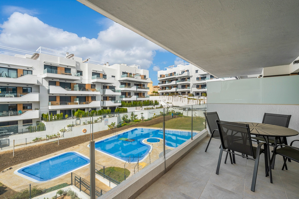 For sale - 2 Bedroom 2 Bathroom Apartment - Middle Floor Apartment in Orihuela - Los Dolses  - Alicante