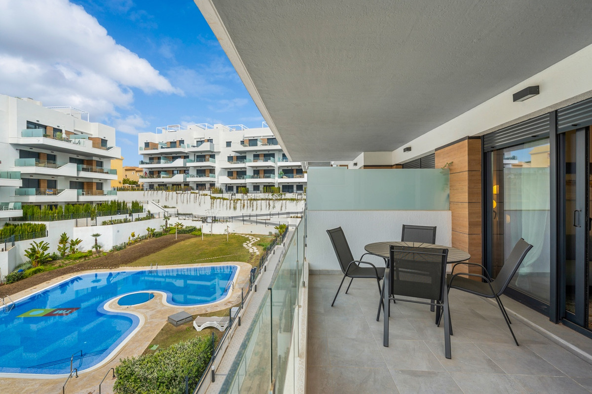 For sale - 2 Bedroom 2 Bathroom Apartment - Middle Floor Apartment in Orihuela - Los Dolses  - Alicante