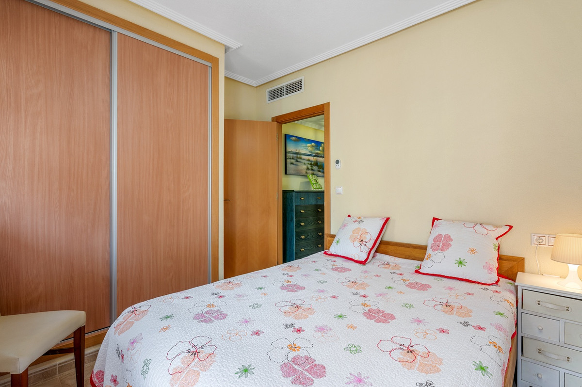 For sale - 3 Bedroom 2 Bathroom House - Townhouse in Orihuela - Villamartin  - Alicante