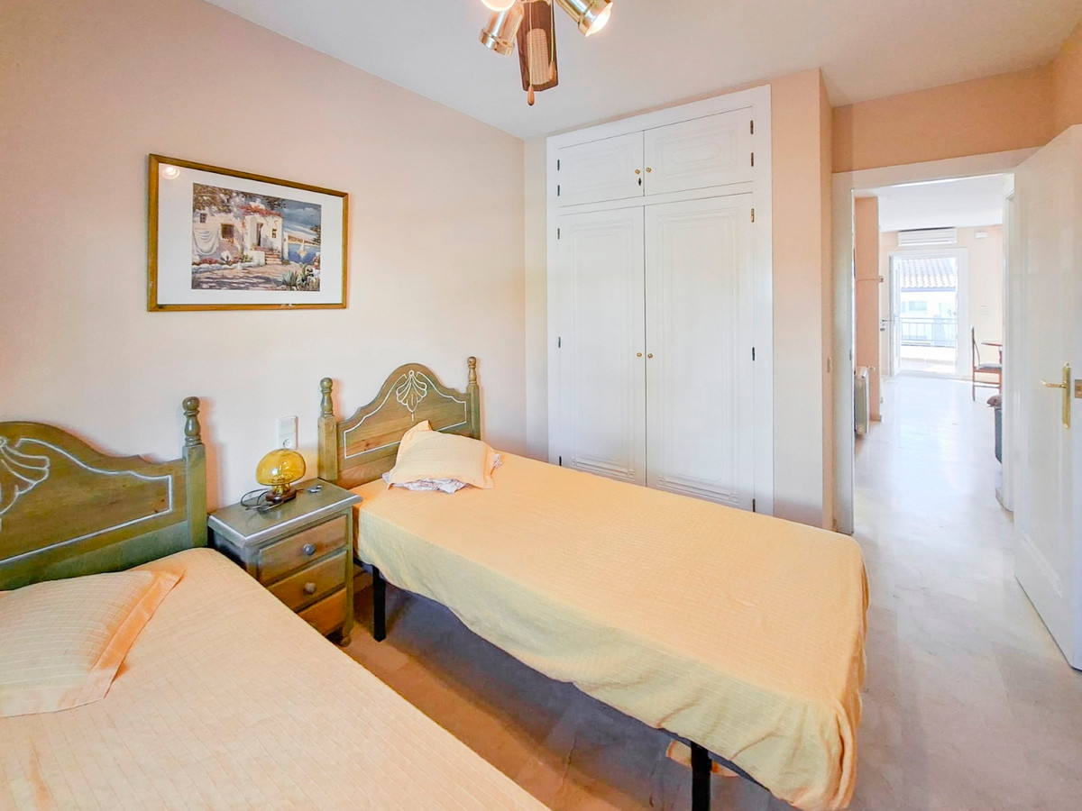 For sale - 2 Bedroom 1 Bathroom House - Townhouse in Orihuela - Villamartin  - Alicante