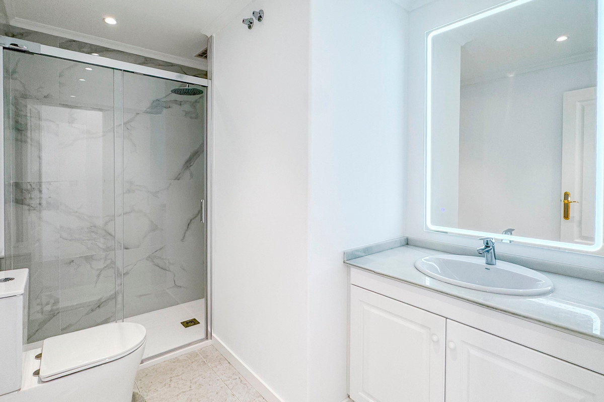 For sale - 2 Bedroom 2 Bathroom Apartment - Ground Floor Apartment in Orihuela - Lomas De Campoamor  - Alicante