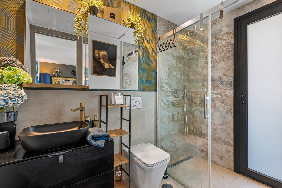 For sale - 3 Bedroom 2 Bathroom Apartment - Penthouse in Orihuela - Villamartin  - Alicante