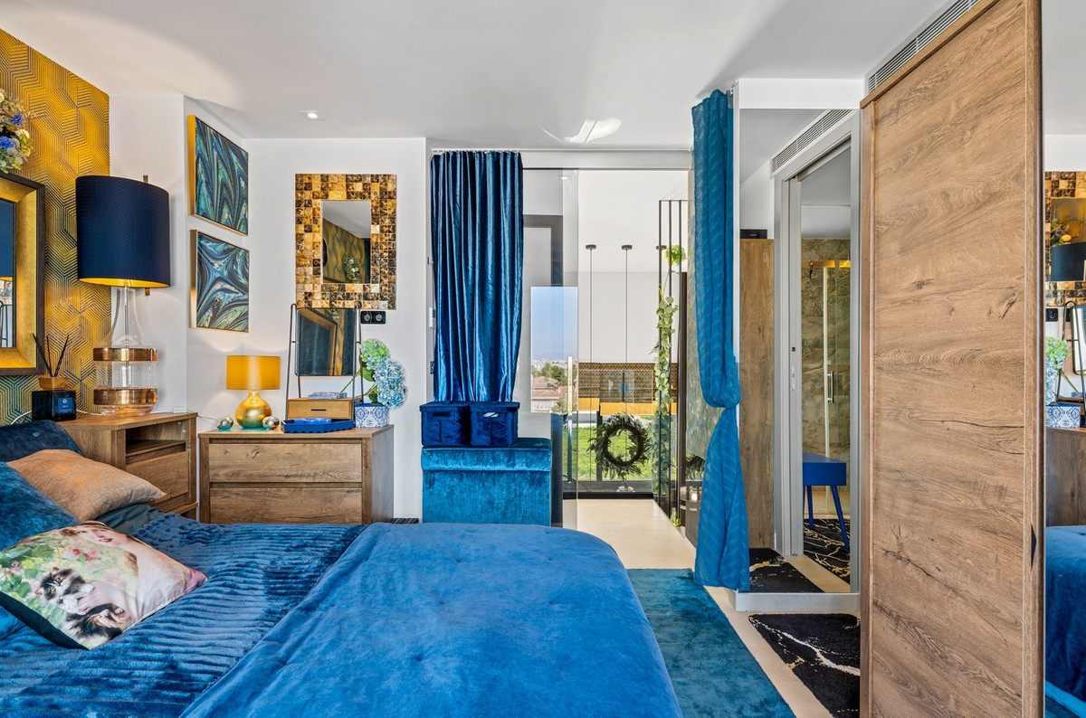 For sale - 3 Bedroom 2 Bathroom Apartment - Penthouse in Orihuela - Villamartin  - Alicante
