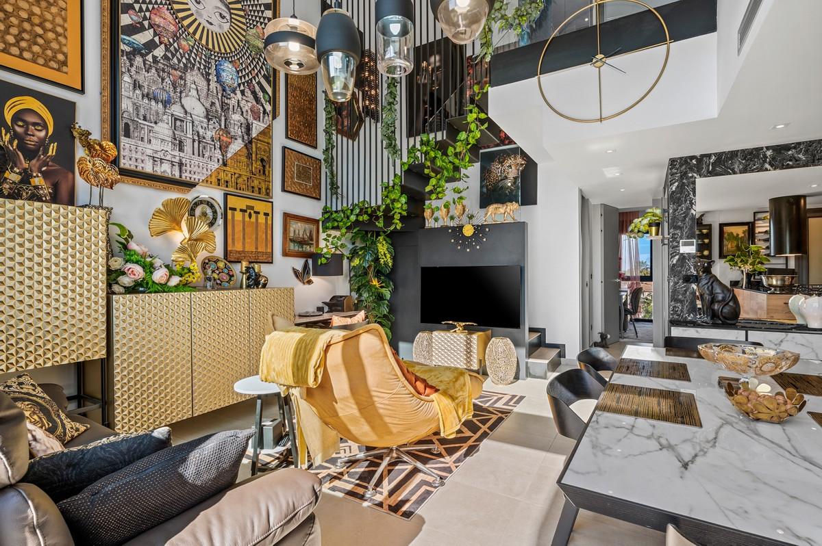 For sale - 3 Bedroom 2 Bathroom Apartment - Penthouse in Orihuela - Villamartin  - Alicante