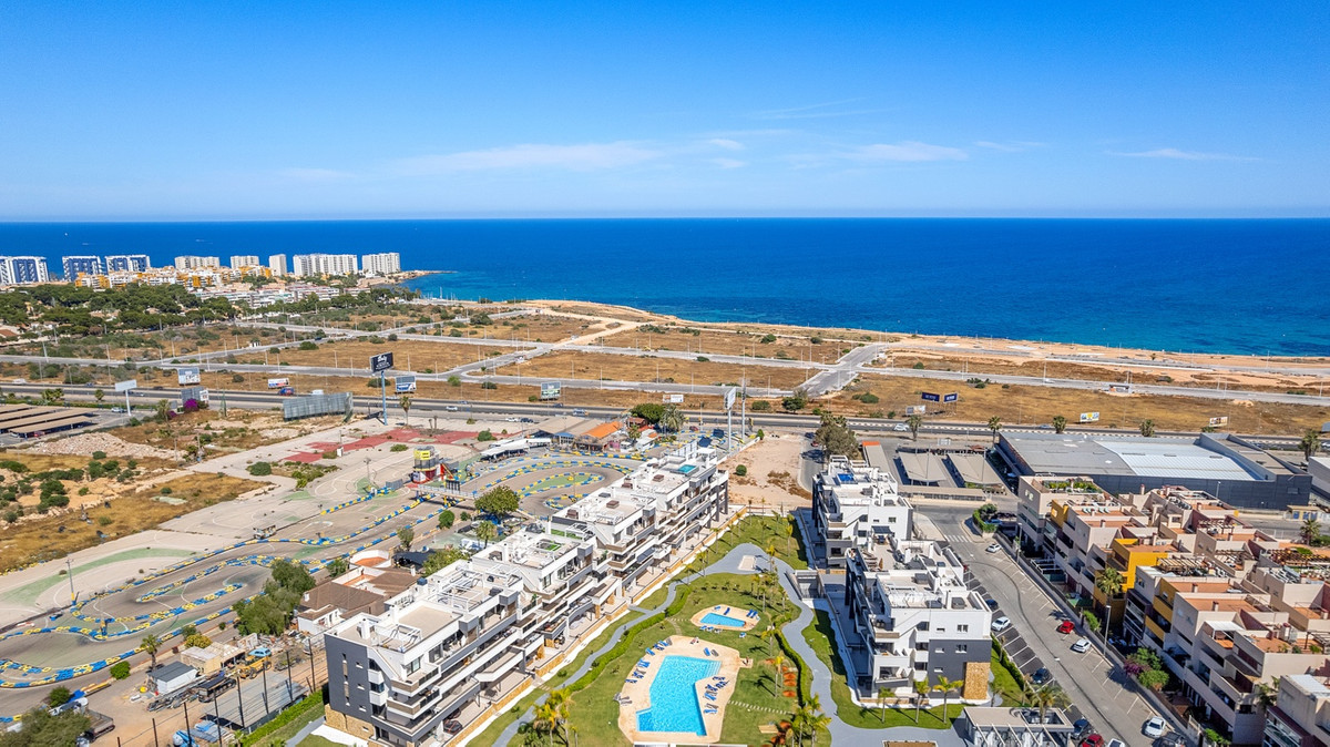 For sale - 3 Bedroom 2 Bathroom Apartment - Ground Floor Apartment in Orihuela - Playa Flamenca  - Alicante