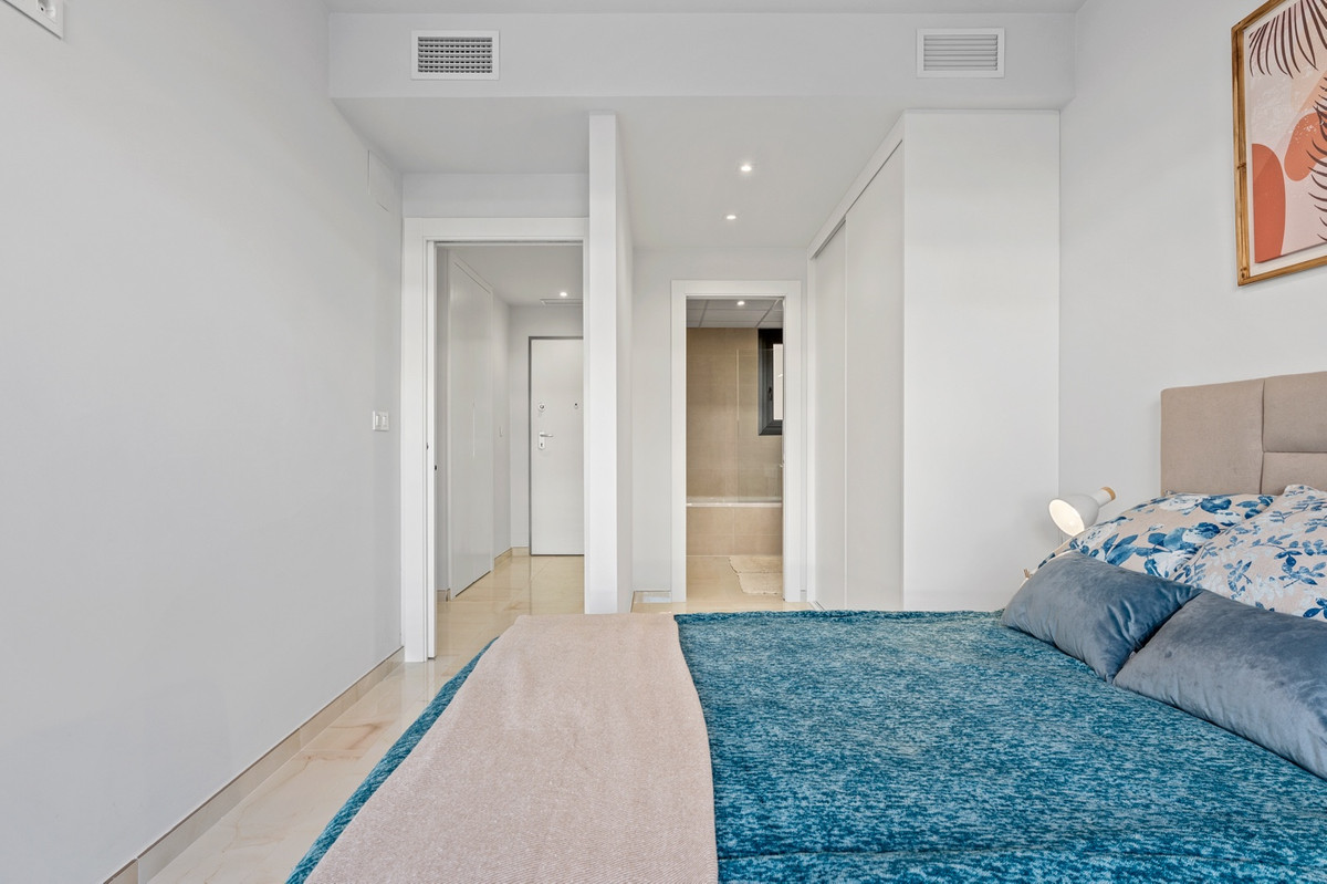 For sale - 3 Bedroom 2 Bathroom Apartment - Ground Floor Apartment in Orihuela - Playa Flamenca  - Alicante