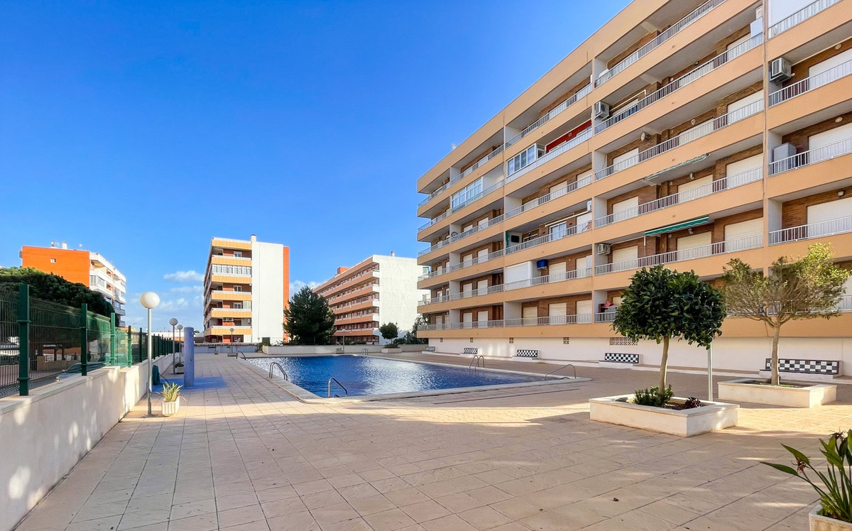 For sale - 2 Bedroom 1 Bathroom Apartment - Penthouse in Orihuela - Punta Prima  - Alicante