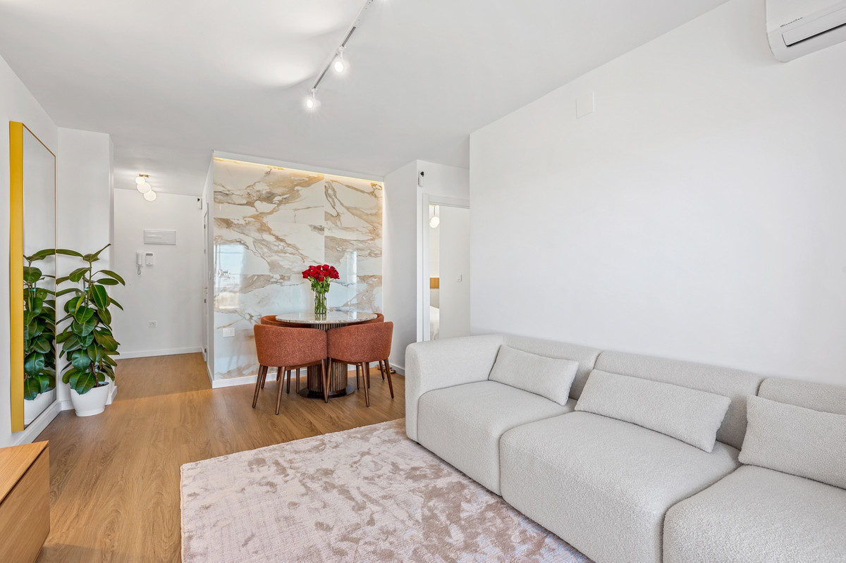 For sale - 2 Bedroom 1 Bathroom Apartment - Penthouse in Orihuela - Punta Prima  - Alicante