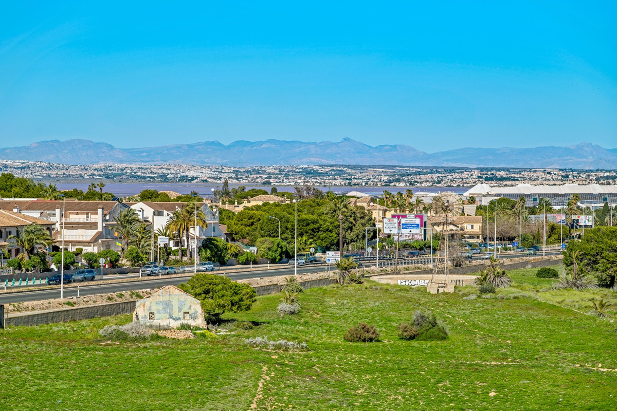 For sale - 2 Bedroom 1 Bathroom Apartment - Penthouse in Orihuela - Punta Prima  - Alicante