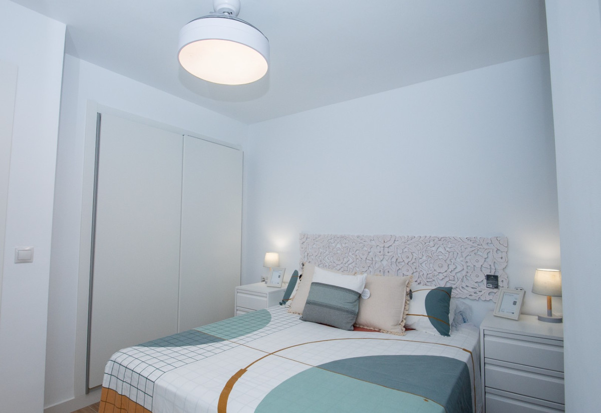 For sale - 3 Bedroom 2 Bathroom Apartment - Middle Floor Apartment in Orihuela - Punta Prima  - Alicante