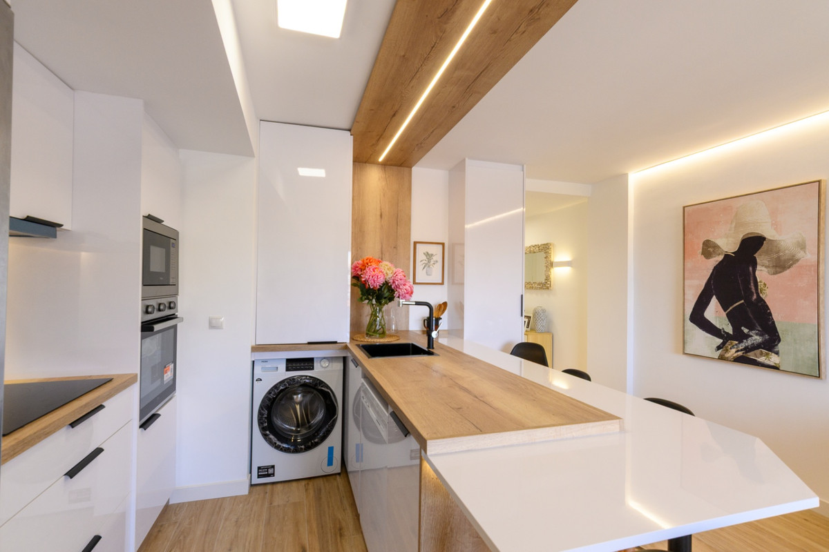 For sale - 3 Bedroom 2 Bathroom Apartment - Middle Floor Apartment in Orihuela - Punta Prima  - Alicante