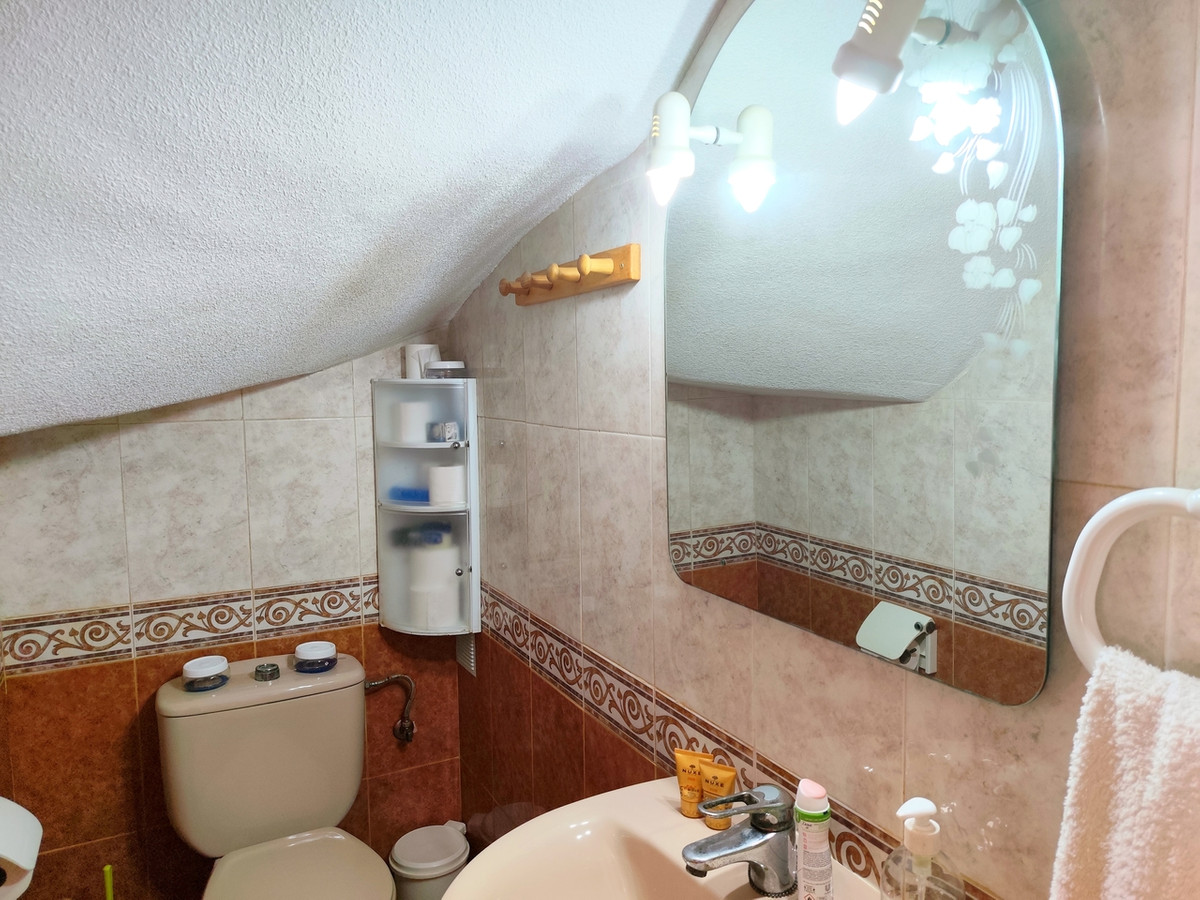 For sale - 3 Bedroom 2 Bathroom House - Townhouse in Orihuela - La Zenia  - Alicante