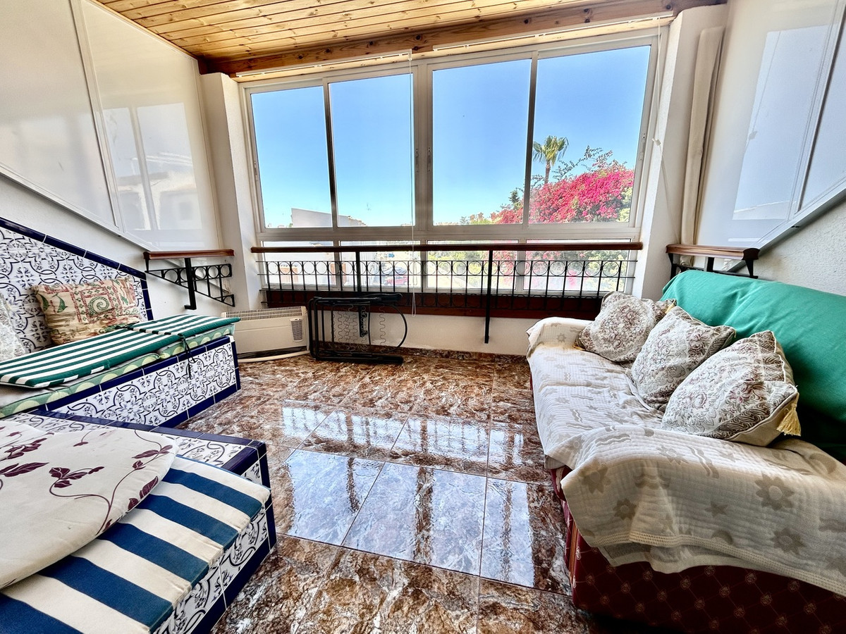 For sale - 3 Bedroom 2 Bathroom House - Townhouse in Orihuela - La Zenia  - Alicante