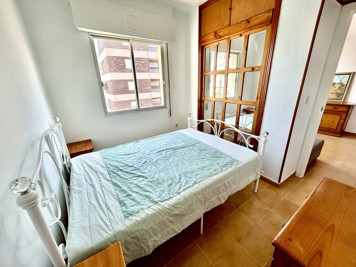 For sale - 1 Bedroom 1 Bathroom Apartment - Middle Floor Apartment in Torrevieja - Torrevieja Centro  - Alicante