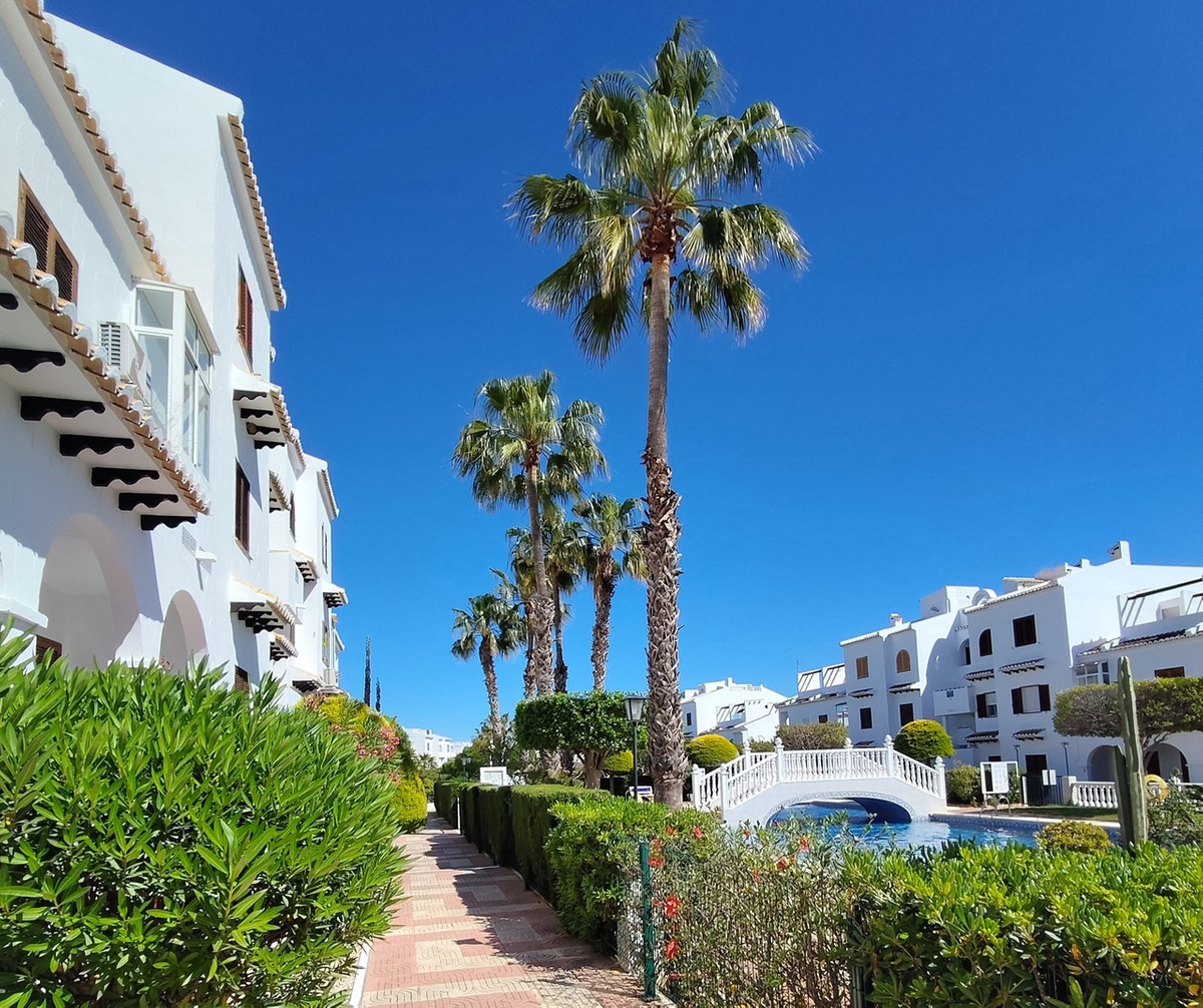 For sale - 2 Bedroom 2 Bathroom House - Bungalow in Rojales - Dona Pepa  - Alicante