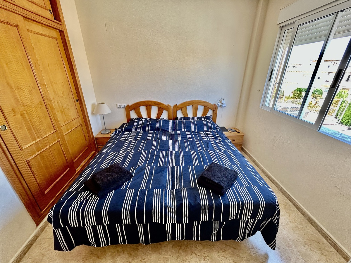 For sale - 2 Bedroom 1 Bathroom Penthouse in La Zenia  - La Zenia  - Alicante
