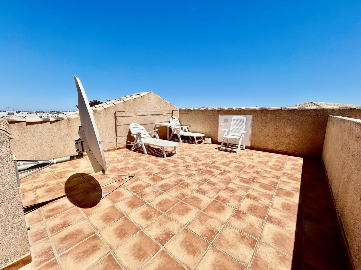 For sale - 2 Bedroom 1 Bathroom Penthouse in La Zenia  - La Zenia  - Alicante