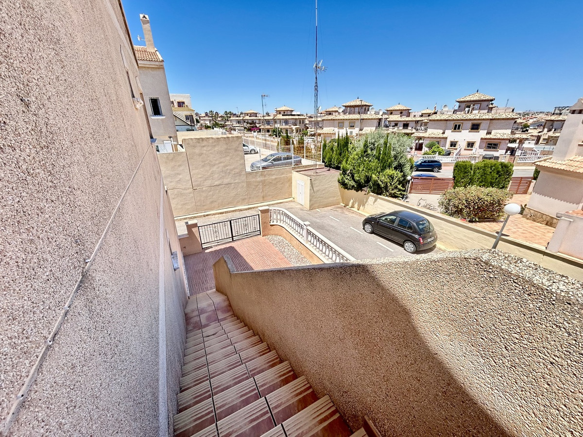 For sale - 2 Bedroom 1 Bathroom Penthouse in La Zenia  - La Zenia  - Alicante