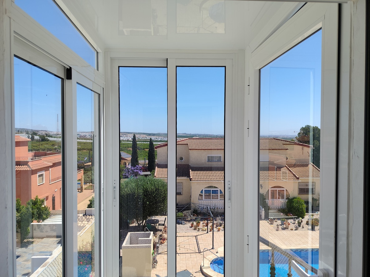 For sale - 3 Bedroom 2 Bathroom House - Detached Villa in Orihuela - Torremendo  - Alicante
