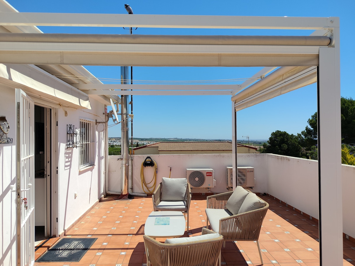 For sale - 3 Bedroom 2 Bathroom House - Detached Villa in Orihuela - Torremendo  - Alicante