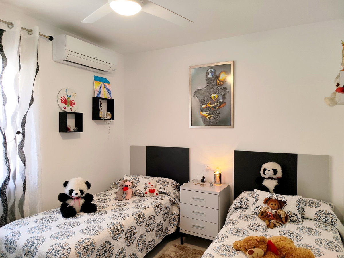 For sale - 3 Bedroom 2 Bathroom House - Detached Villa in Orihuela - Torremendo  - Alicante