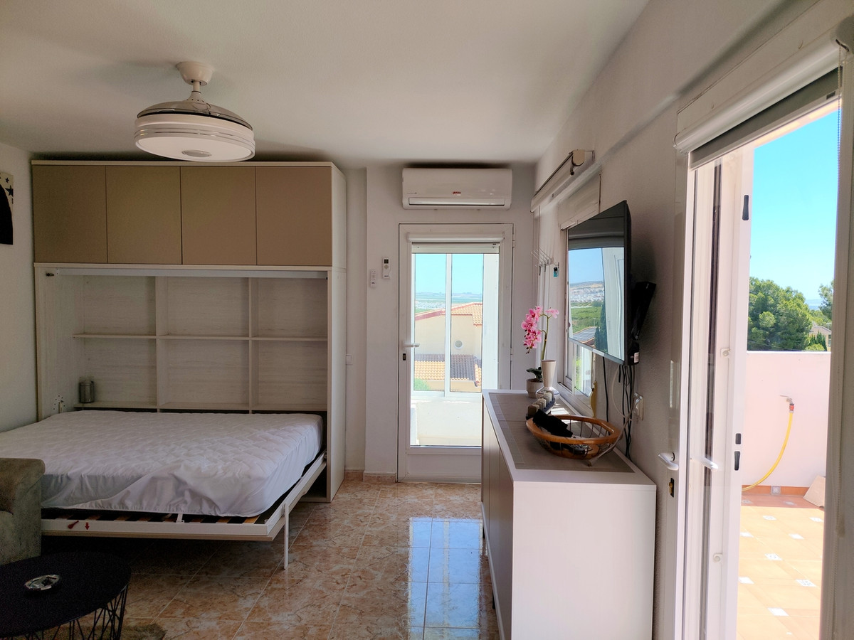For sale - 3 Bedroom 2 Bathroom House - Detached Villa in Orihuela - Torremendo  - Alicante