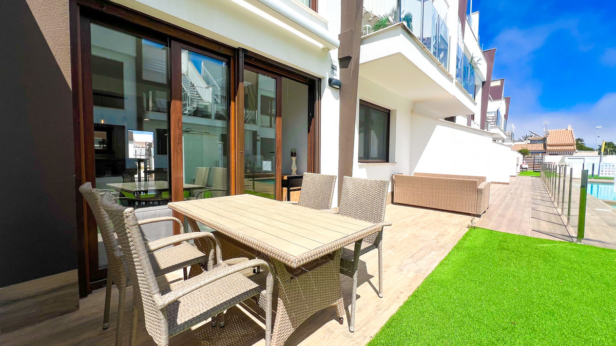 For sale - 2 Bedroom 2 Bathroom Apartment - Ground Floor Apartment in San Pedro del Pinatar - San Pedro del Pinatar Centro  - Murcia