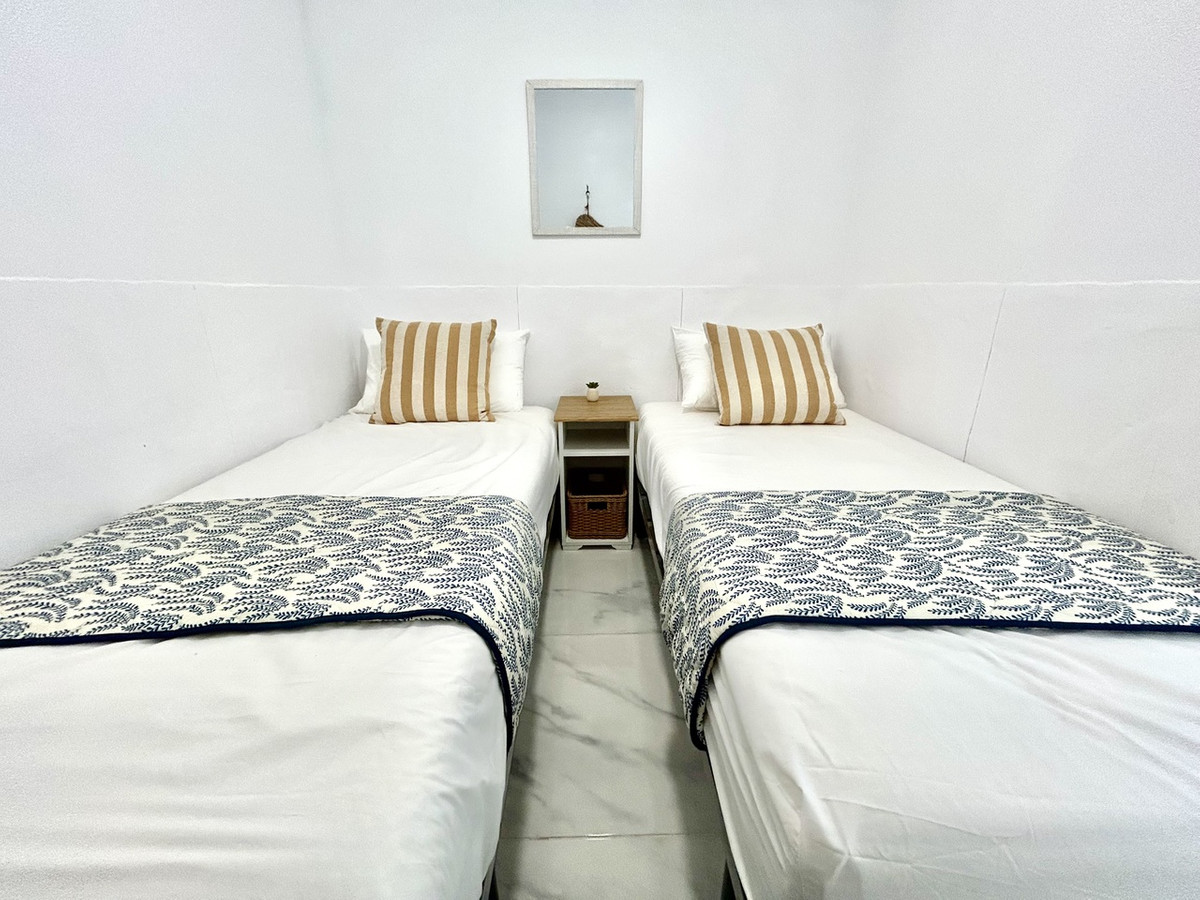 For sale - 2 Bedroom 1 Bathroom Apartment in La Zenia  - La Zenia  - Alicante