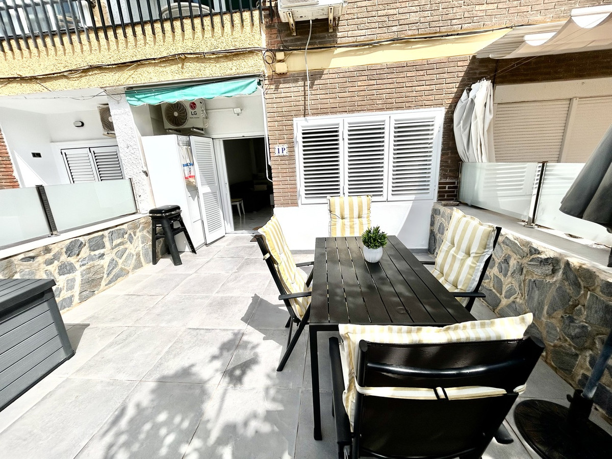 For sale - 2 Bedroom 1 Bathroom Apartment in La Zenia  - La Zenia  - Alicante