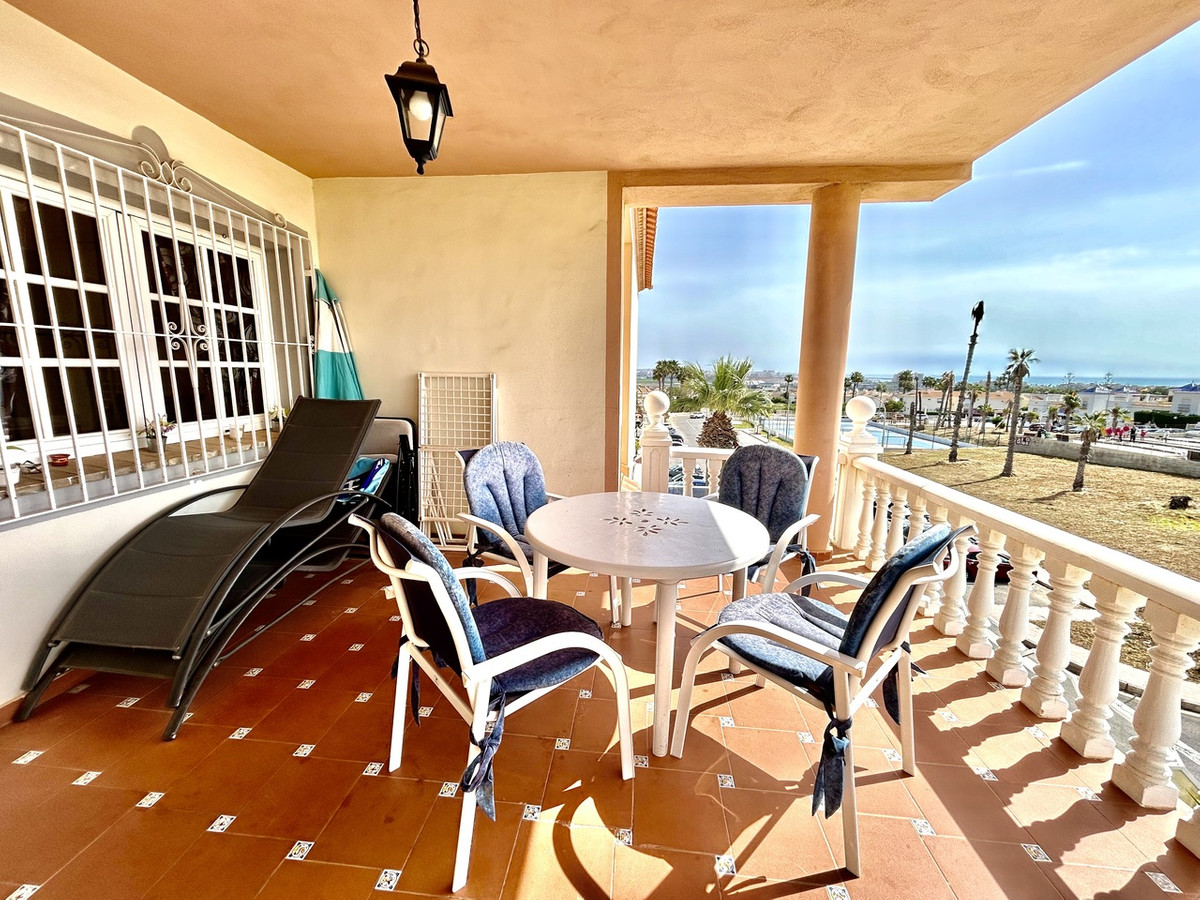 For sale - 2 Bedroom 1 Bathroom Apartment - Middle Floor Apartment in Orihuela - Los Altos  - Alicante