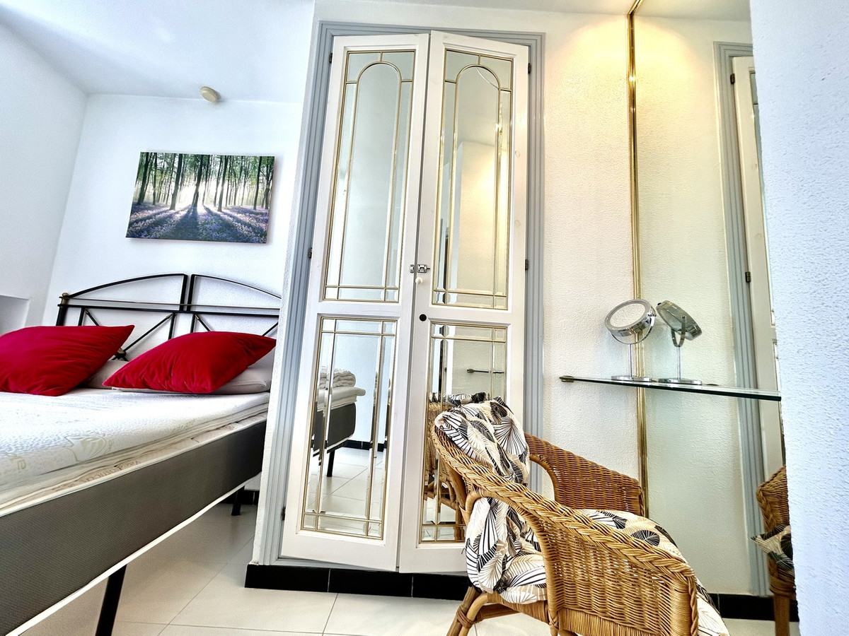 For sale - 2 Bedroom 1 Bathroom Apartment - Middle Floor Apartment in Orihuela - Los Altos  - Alicante