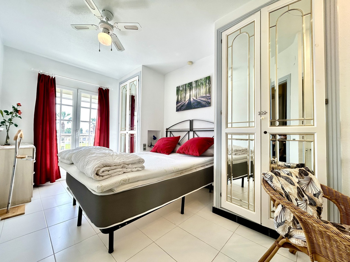 For sale - 2 Bedroom 1 Bathroom Apartment - Middle Floor Apartment in Orihuela - Los Altos  - Alicante