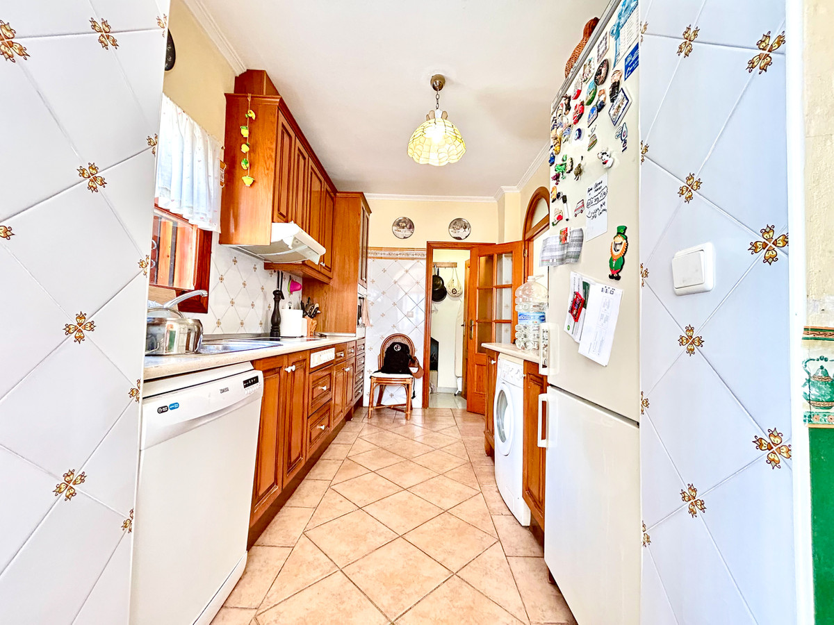 For sale - 3 Bedroom 2 Bathroom House - Detached Villa in Orihuela - La Zenia  - Alicante