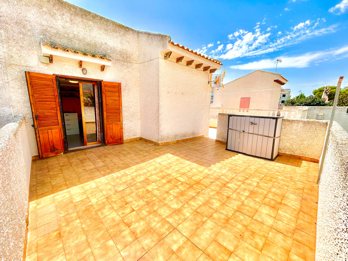 For sale - 3 Bedroom 2 Bathroom House - Detached Villa in Orihuela - La Zenia  - Alicante