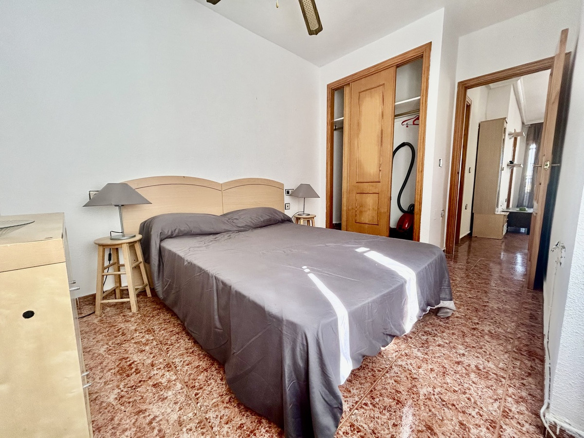 For sale - 2 Bedroom 1 Bathroom Top Floor Apartment in Los Altos  - Los Altos  - Alicante