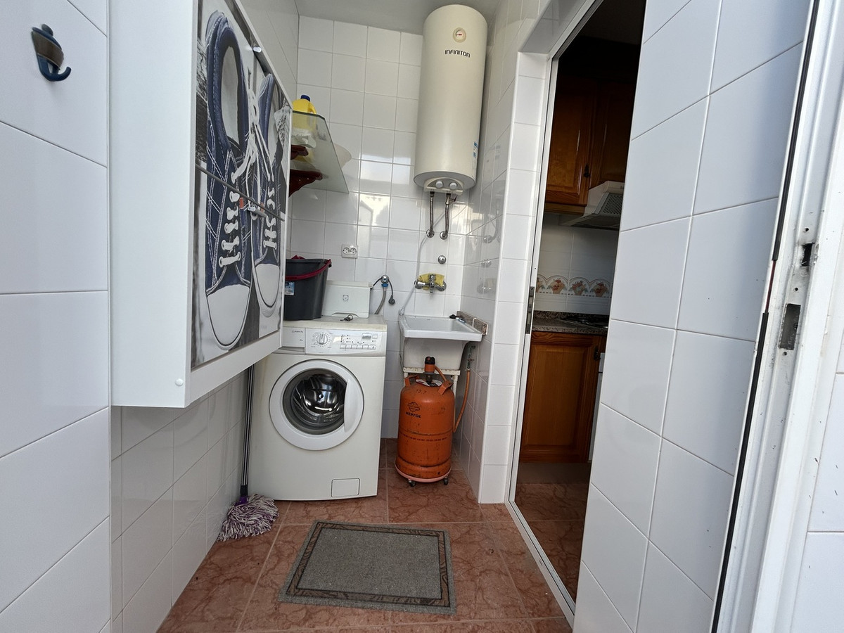 For sale - 4 Bedroom 2 Bathroom House - Townhouse in Pilar de la Horadada - Torre de la Horadada  - Alicante