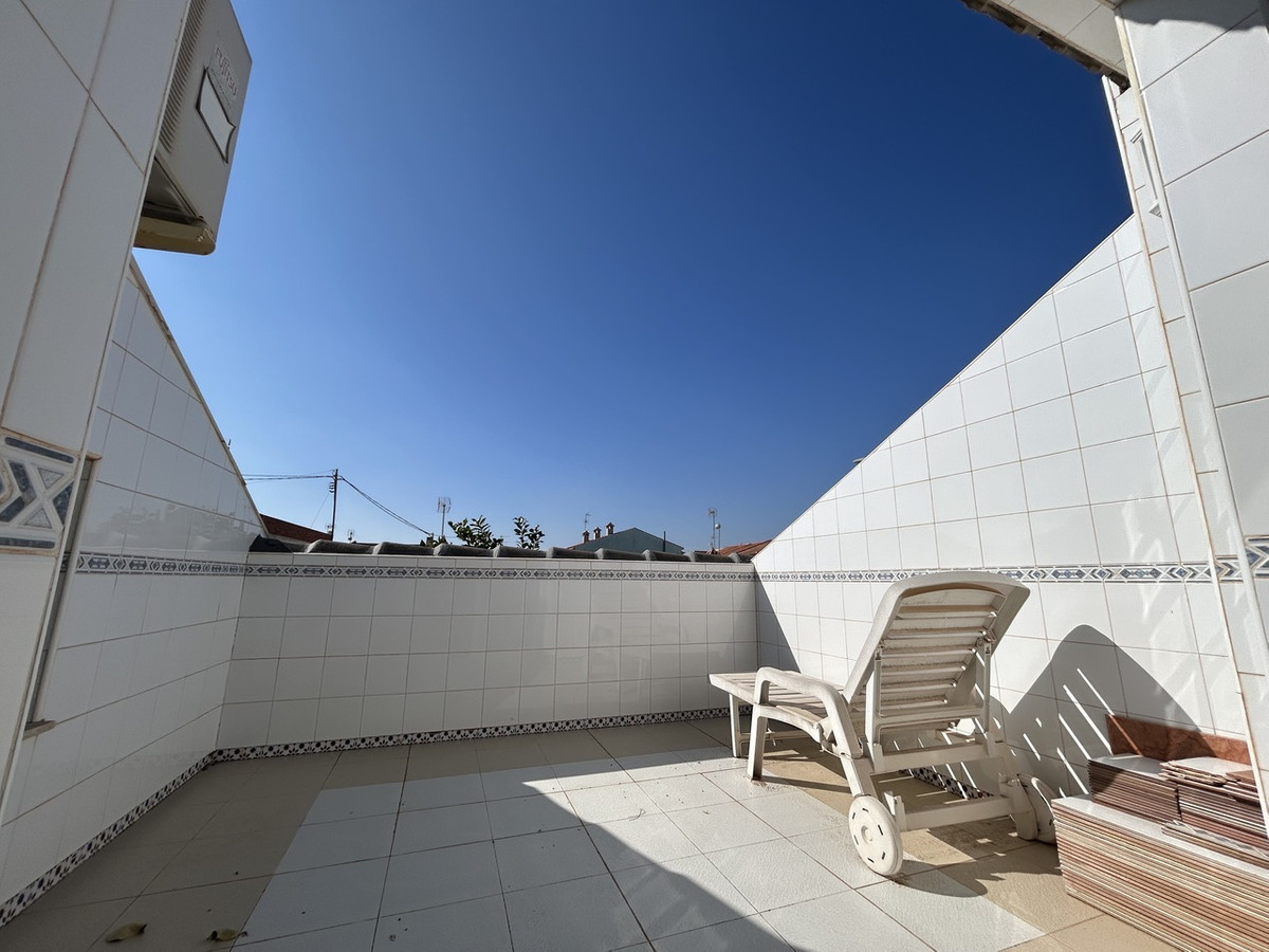 For sale - 4 Bedroom 2 Bathroom House - Townhouse in Pilar de la Horadada - Torre de la Horadada  - Alicante
