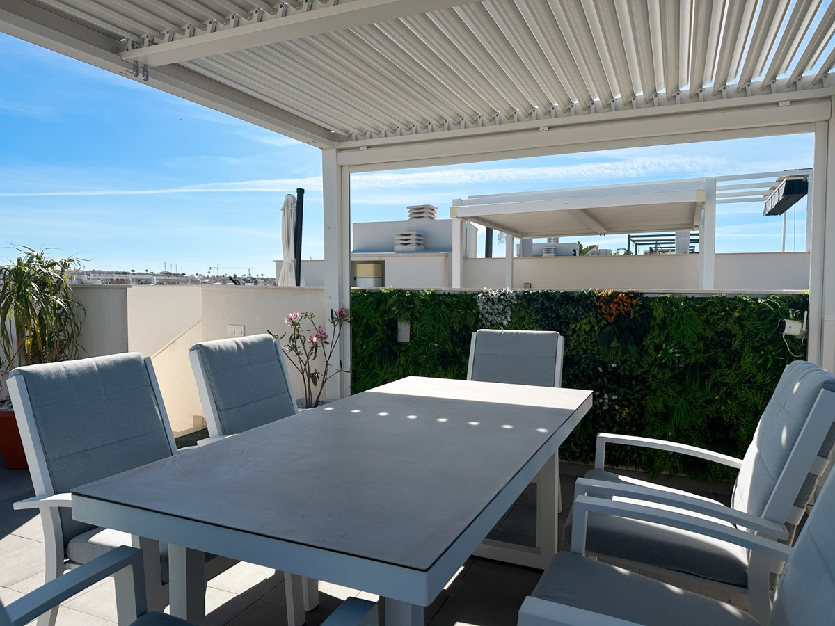 For sale - 2 Bedroom 2 Bathroom House - Bungalow in Orihuela - Villamartin  - Alicante