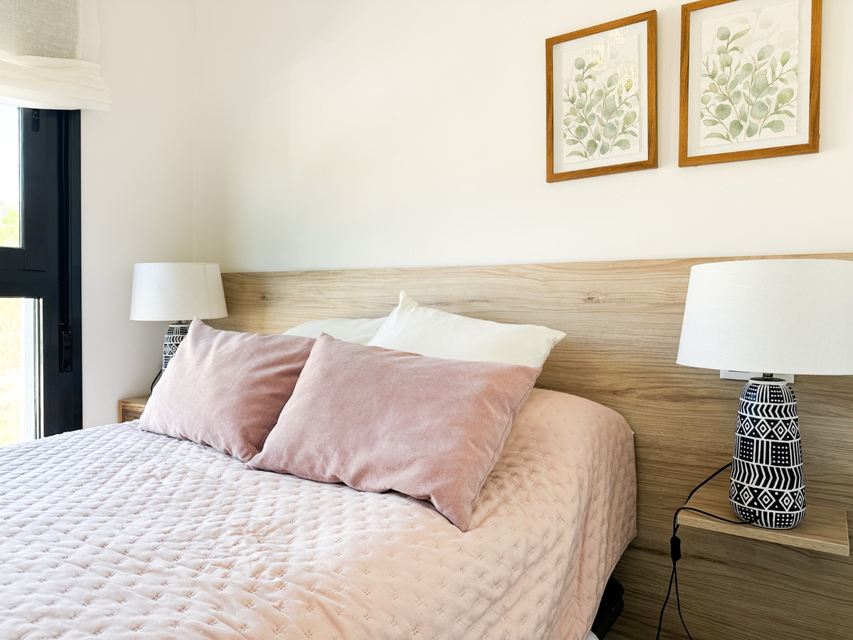 For sale - 2 Bedroom 2 Bathroom House - Bungalow in Orihuela - Villamartin  - Alicante