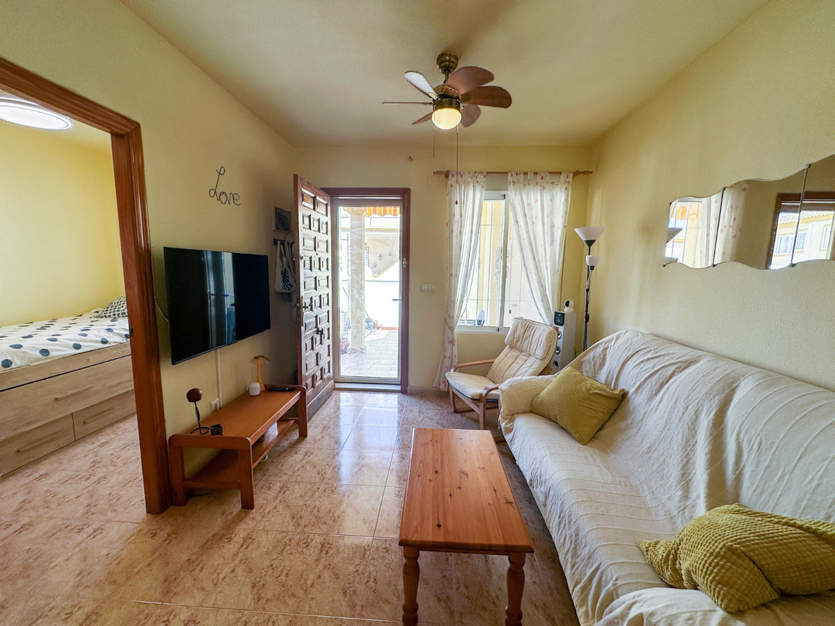 For sale - 2 Bedroom 1 Bathroom House - Bungalow in Orihuela - Orihuela Costa  - Alicante