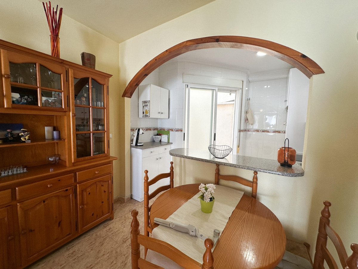 For sale - 2 Bedroom 1 Bathroom House - Bungalow in Orihuela - Orihuela Costa  - Alicante