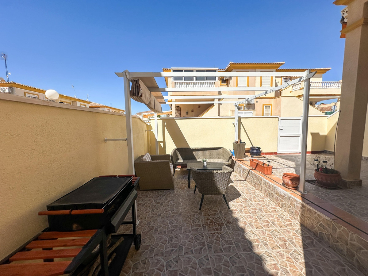 For sale - 2 Bedroom 1 Bathroom House - Bungalow in Orihuela - Orihuela Costa  - Alicante