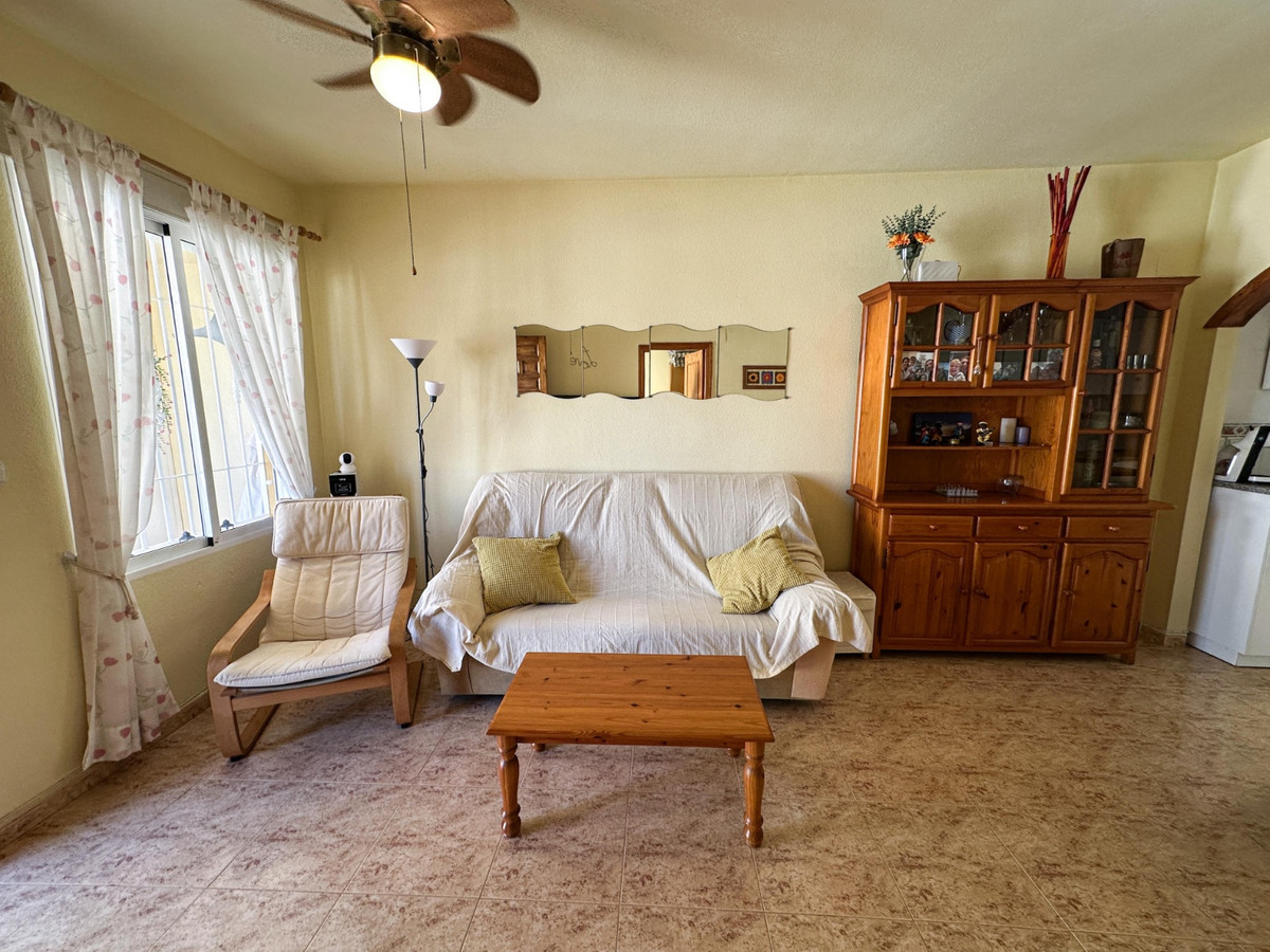 For sale - 2 Bedroom 1 Bathroom House - Bungalow in Orihuela - Orihuela Costa  - Alicante