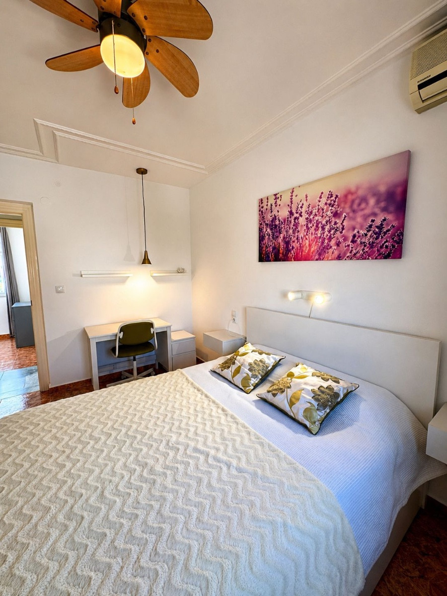 For sale - 3 Bedroom 2 Bathroom House - Detached Villa in Torrevieja - Torrevieja Centro  - Alicante